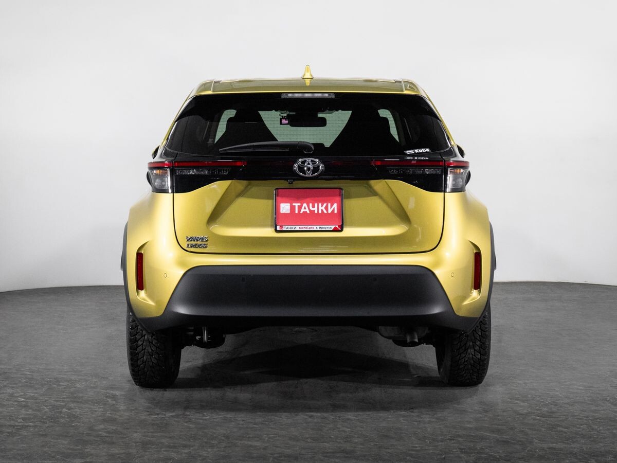 Toyota Yaris Cross 2021 - фото автомобиля