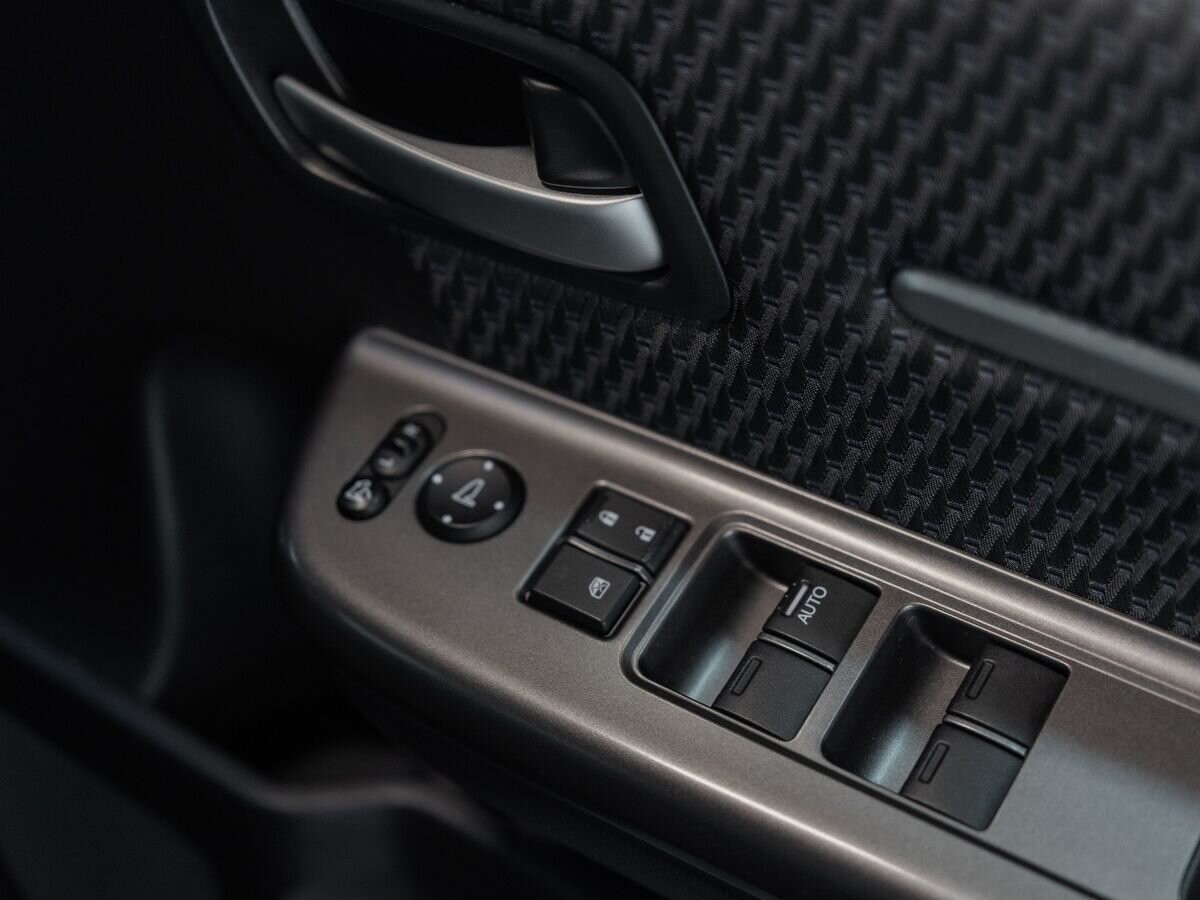 Honda Stepwgn 2015 - фото автомобиля