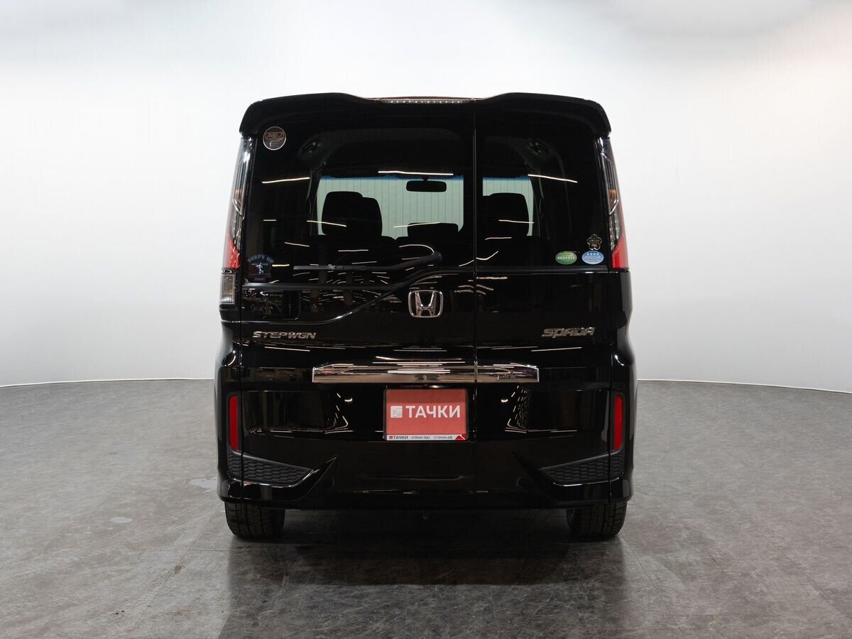 Honda Stepwgn 2015 - фото автомобиля