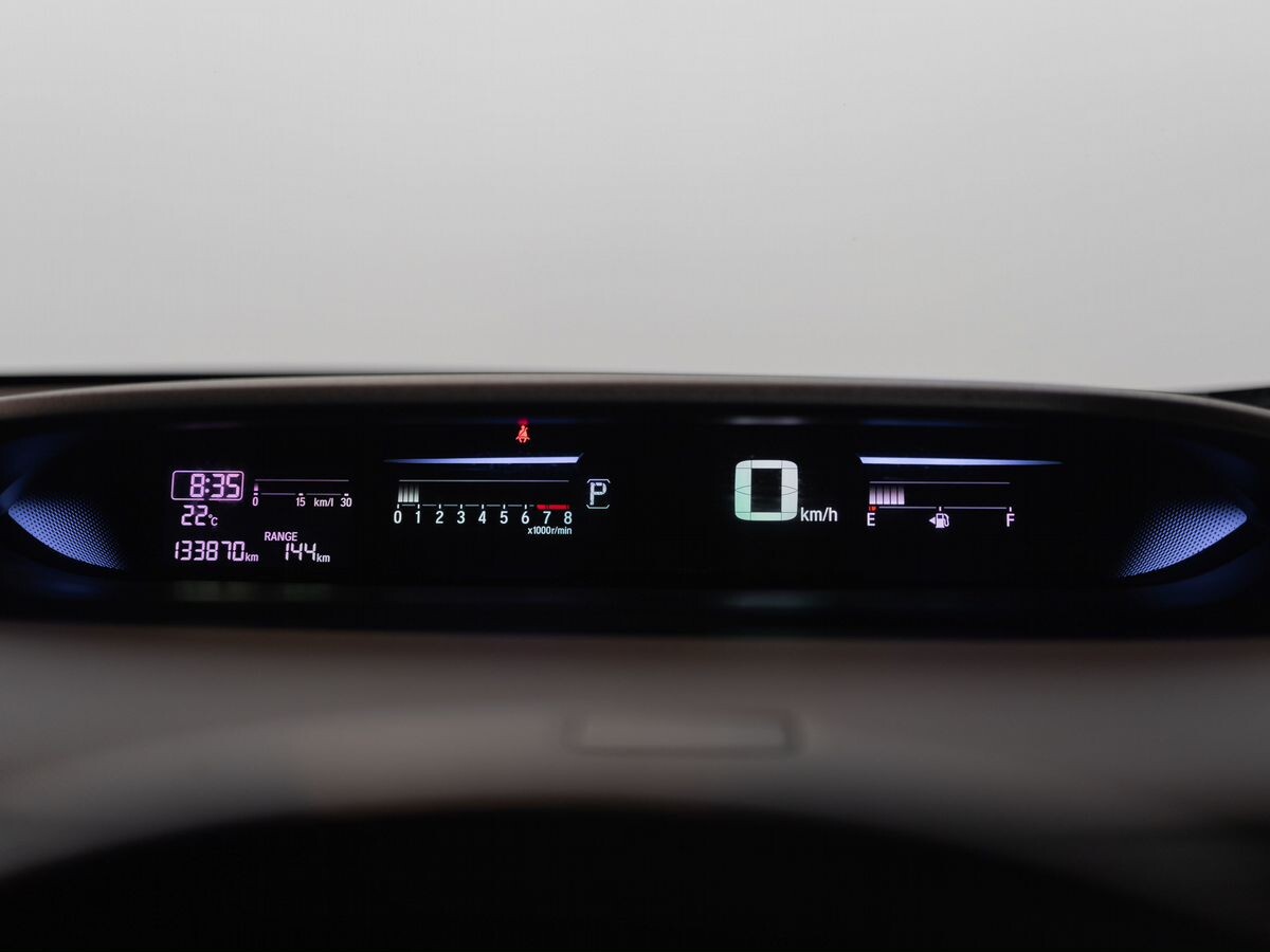 Honda Stepwgn 2015 - фото автомобиля