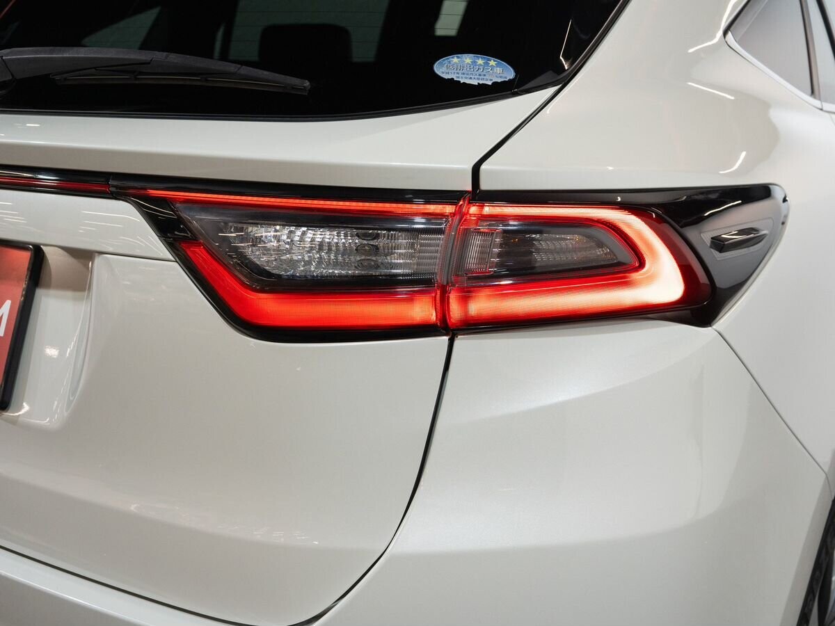 Toyota Harrier 2017 - фото автомобиля