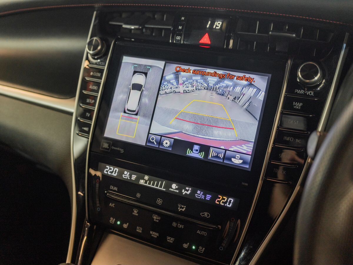 Toyota Harrier 2017 - фото автомобиля