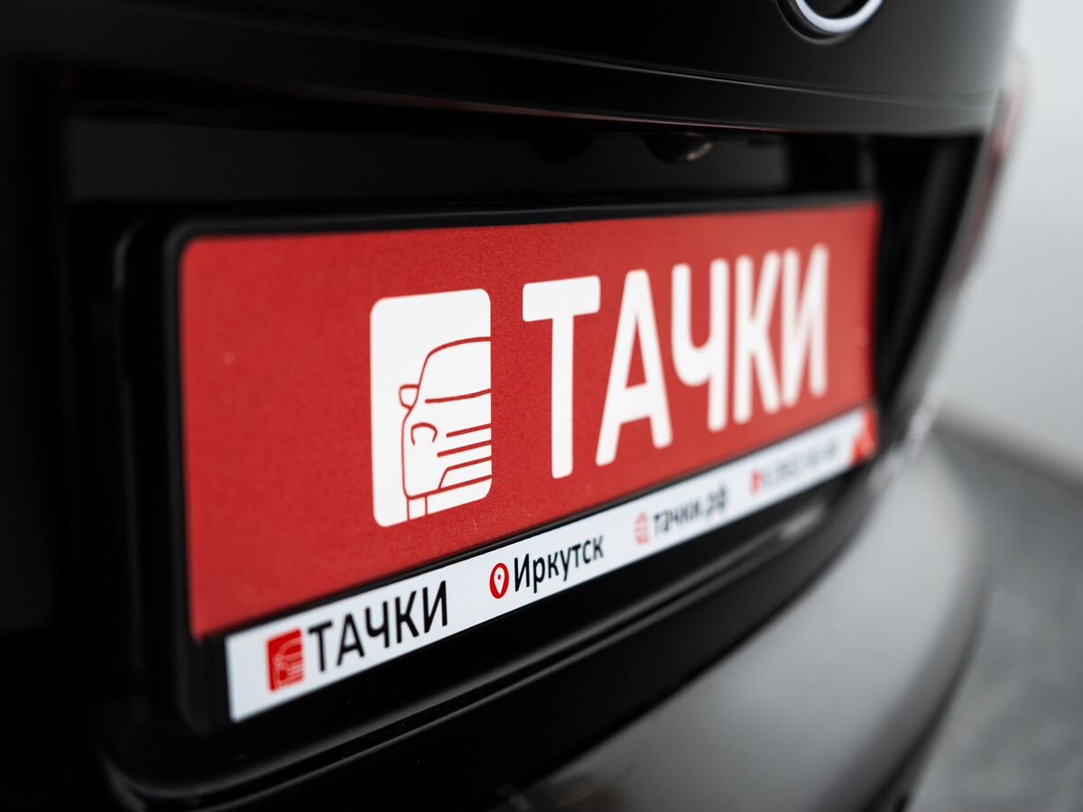 Lexus IS 2011 - фото автомобиля