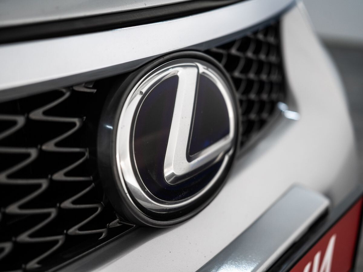 Lexus CT 2012 - фото автомобиля