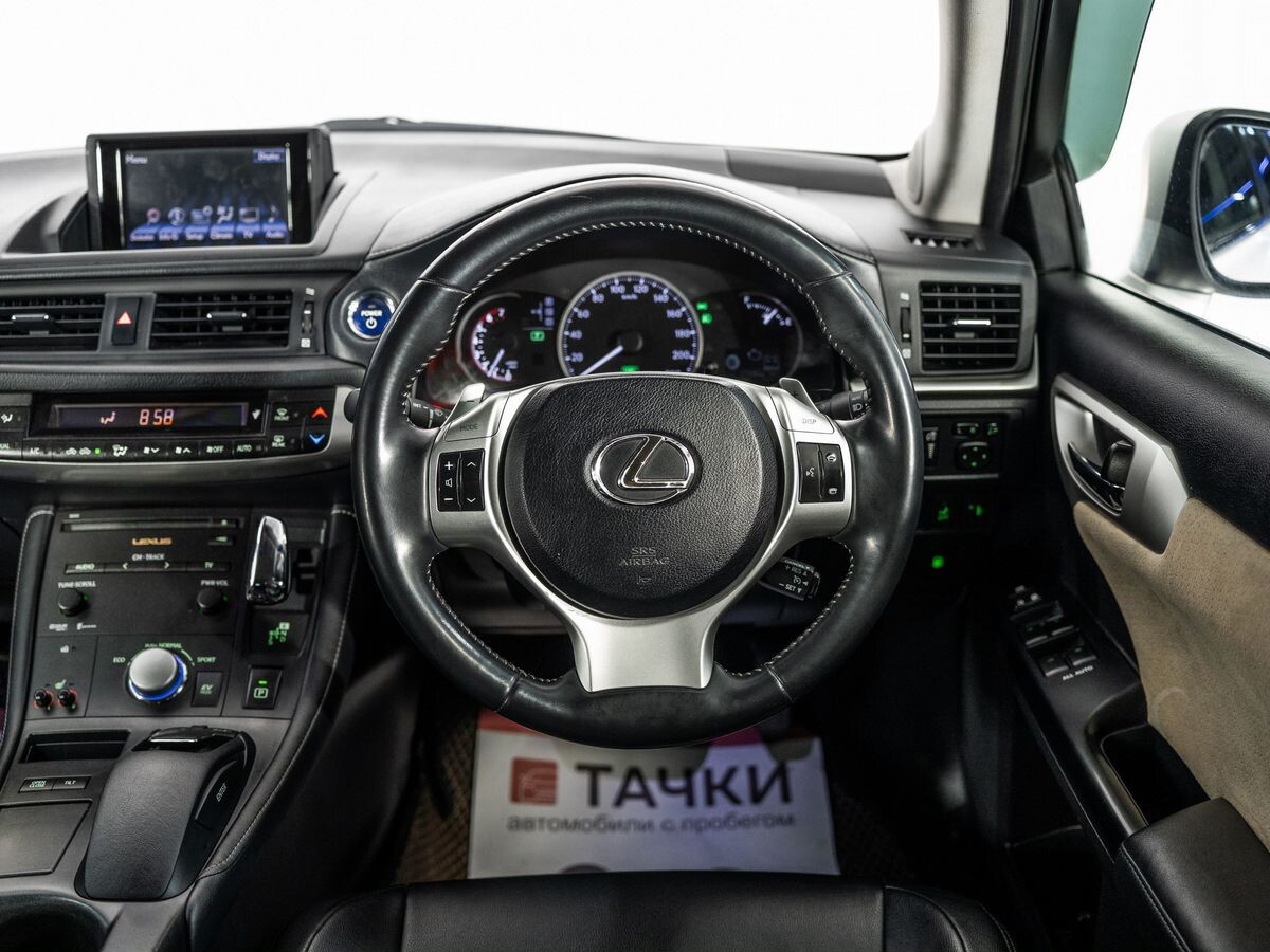 Lexus CT 2012 - фото автомобиля