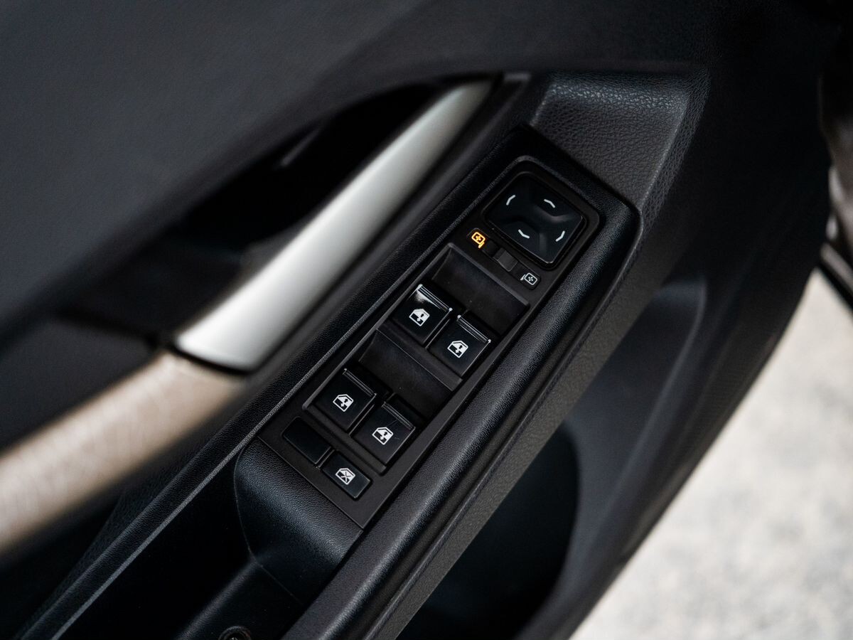 Lada (ВАЗ) Vesta 2017 - фото автомобиля