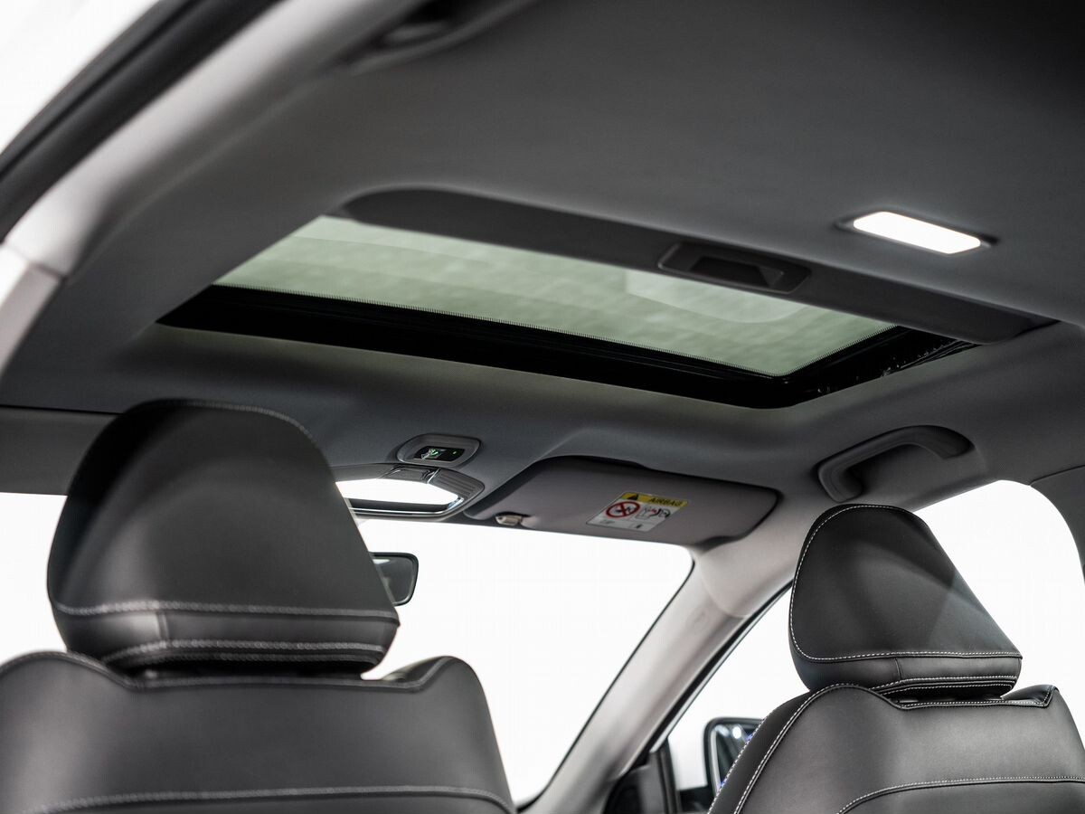 Geely Emgrand 2024 - фото автомобиля