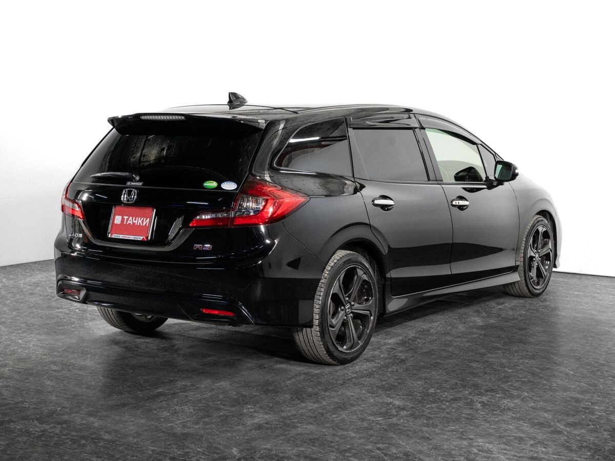 Honda Jade 2019 - фото автомобиля