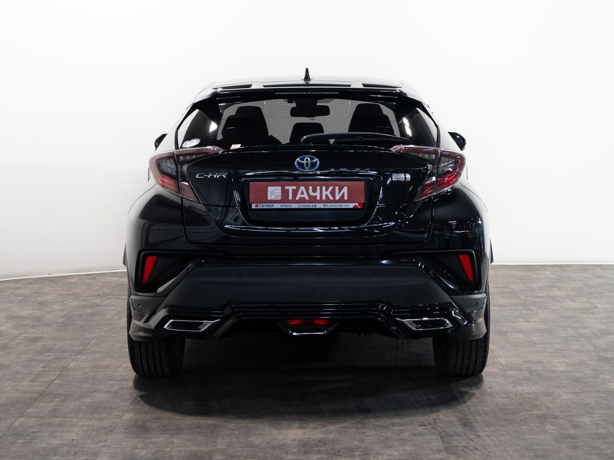 Toyota C-HR 2017 - фото автомобиля