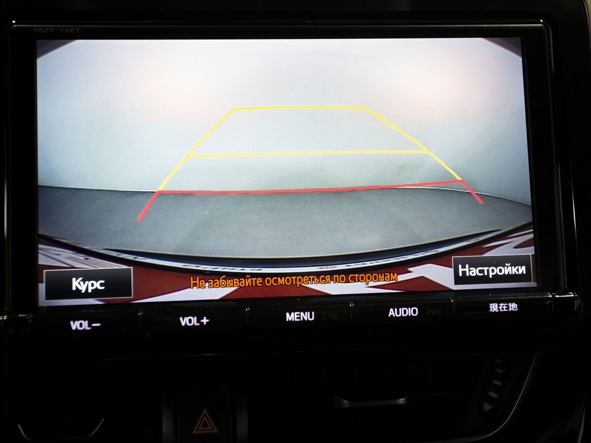 Toyota C-HR 2017 - фото автомобиля