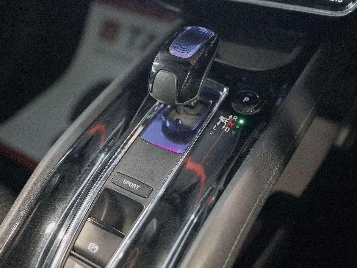 Honda Vezel 2014 - фото автомобиля