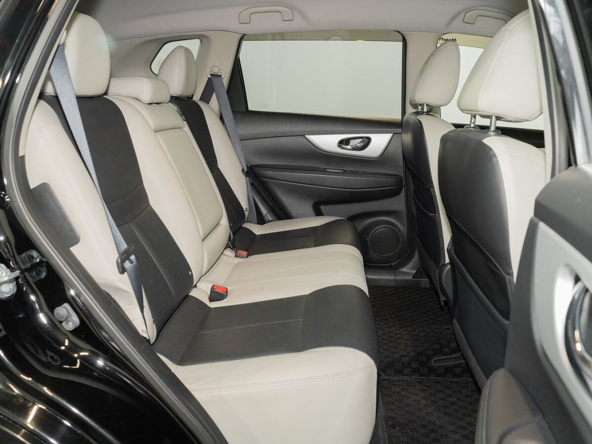 Nissan X-Trail 2015 - фото автомобиля