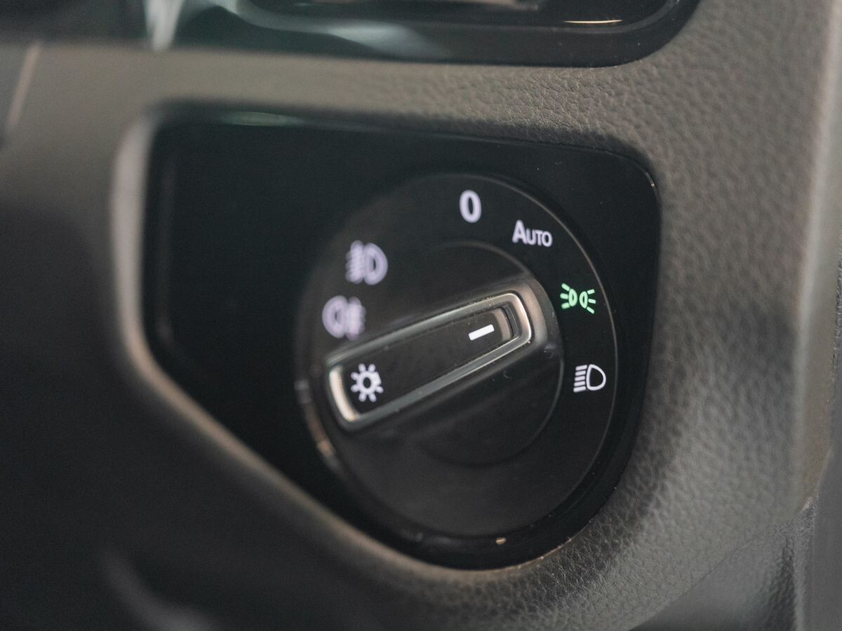 Volkswagen Golf 2013 - фото автомобиля