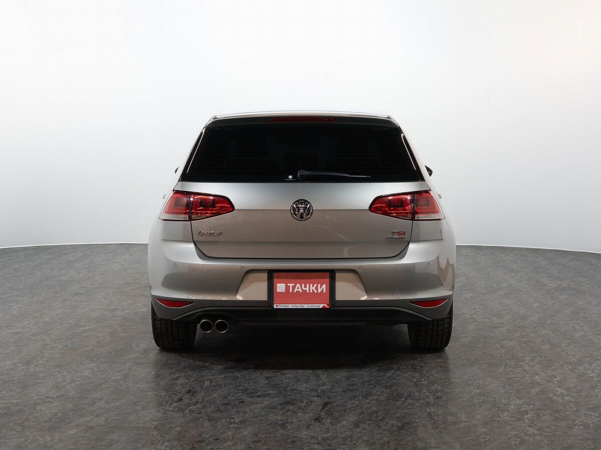 Volkswagen Golf 2013 - фото автомобиля