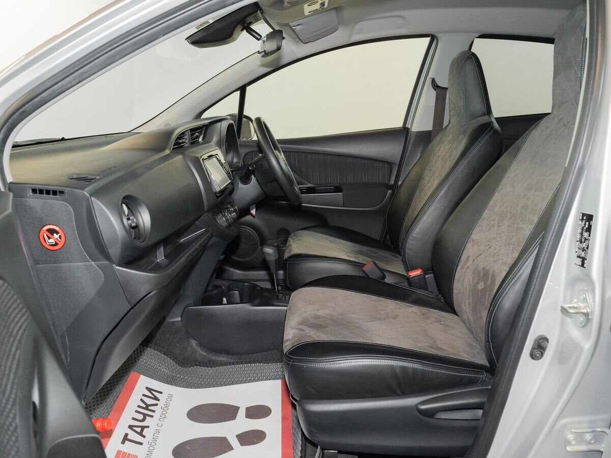 Toyota Vitz 2019 - фото автомобиля