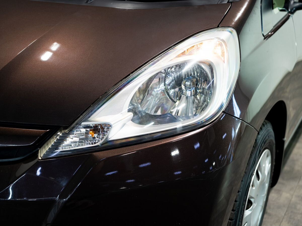 Honda Fit 2012 - фото автомобиля