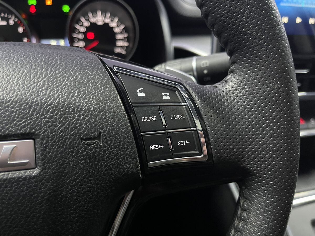 Haval M6 2022 - фото автомобиля