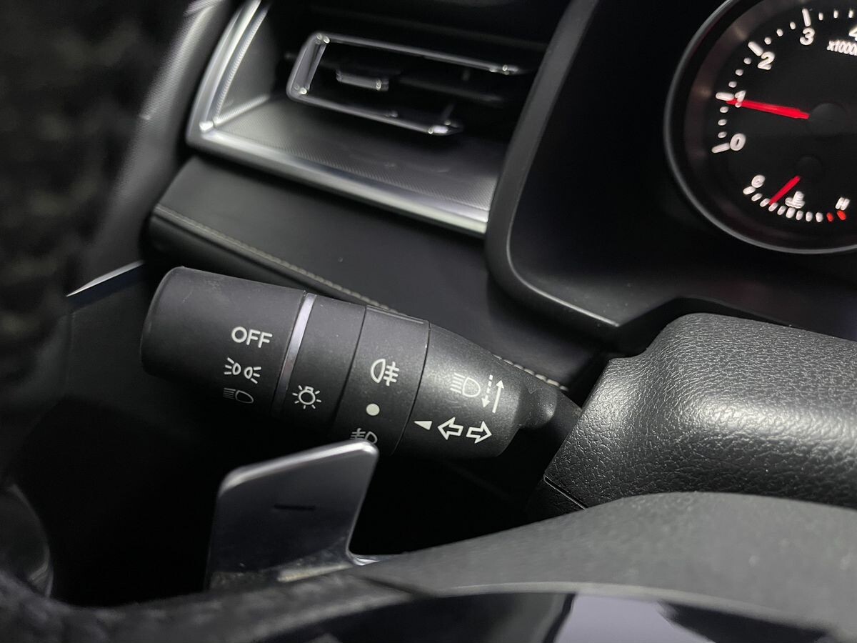 Haval M6 2022 - фото автомобиля