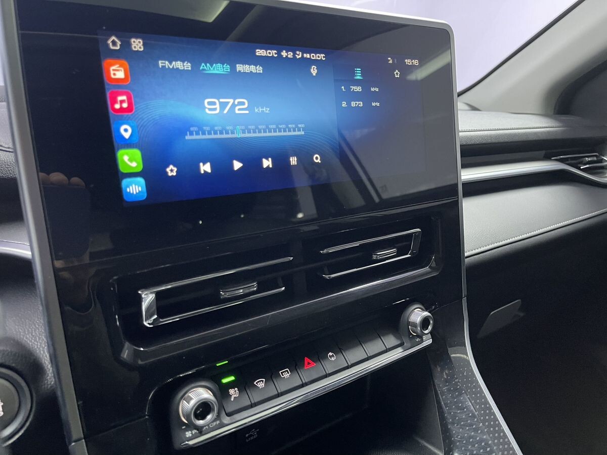 Haval M6 2022 - фото автомобиля