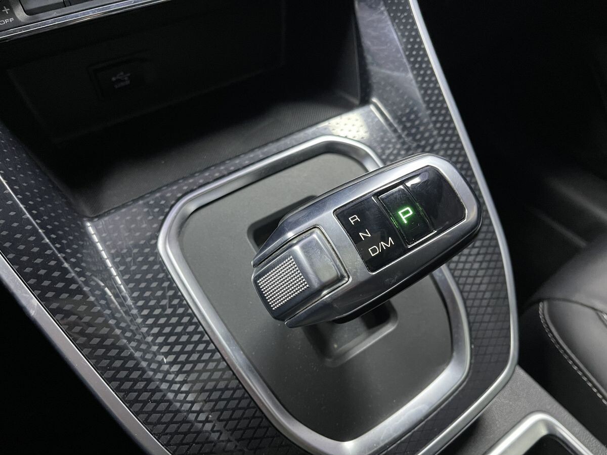 Haval M6 2022 - фото автомобиля