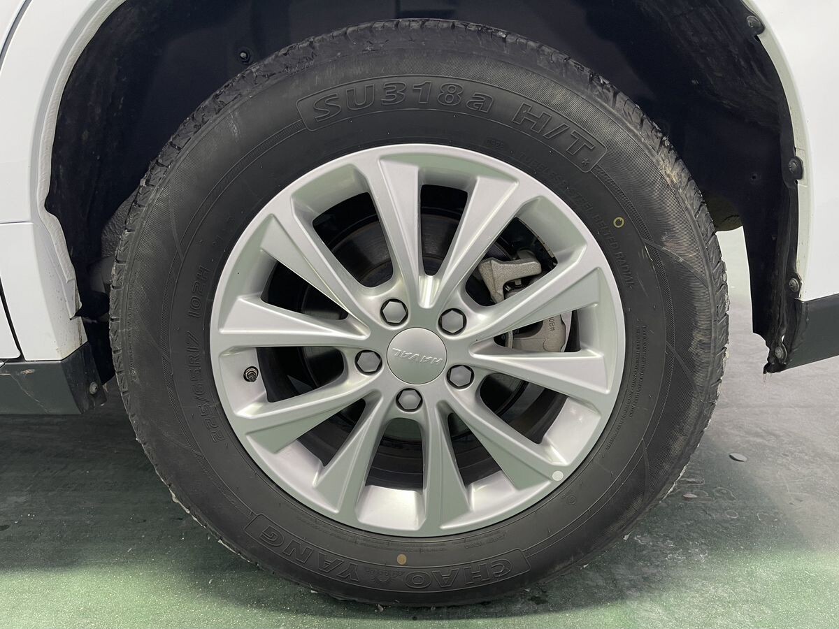 Haval M6 2022 - фото автомобиля