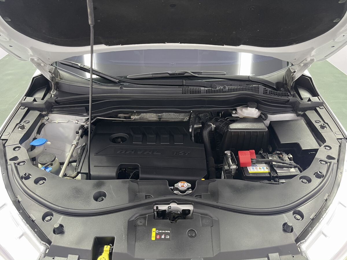 Haval M6 2022 - фото автомобиля