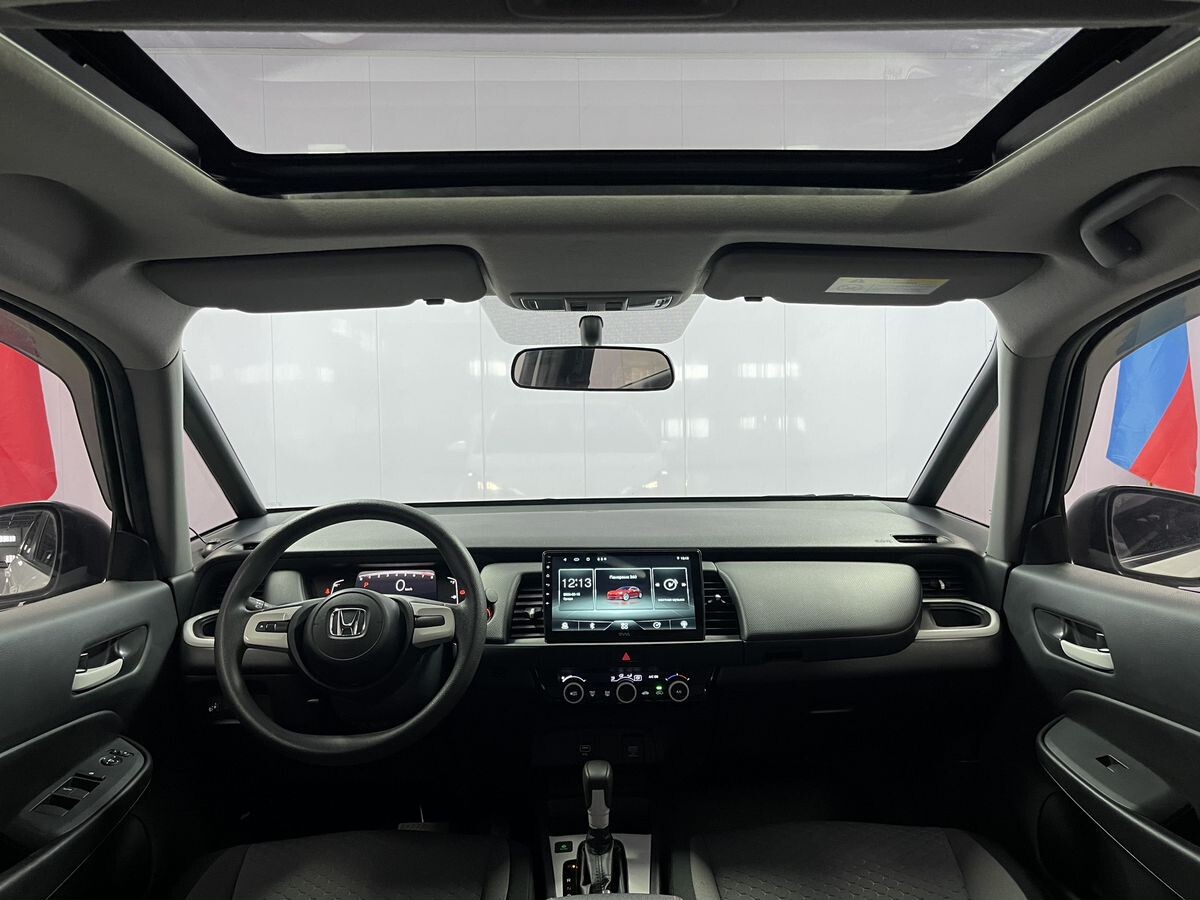 Honda Fit 2022 - фото автомобиля