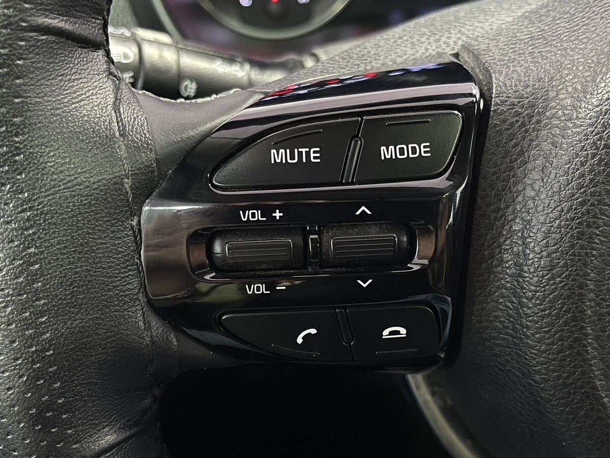 Kia KX1 2021 - фото автомобиля