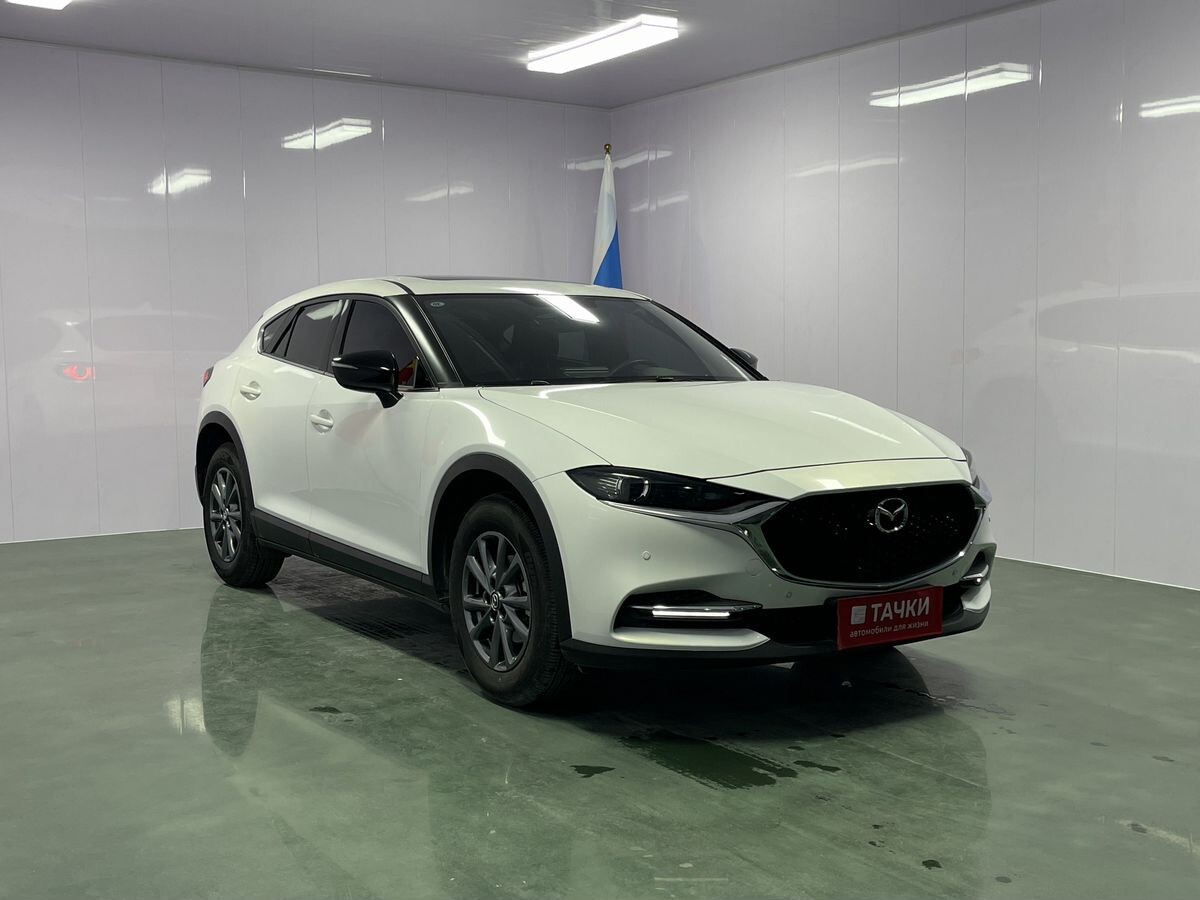 Mazda CX-4 2023 - фото автомобиля