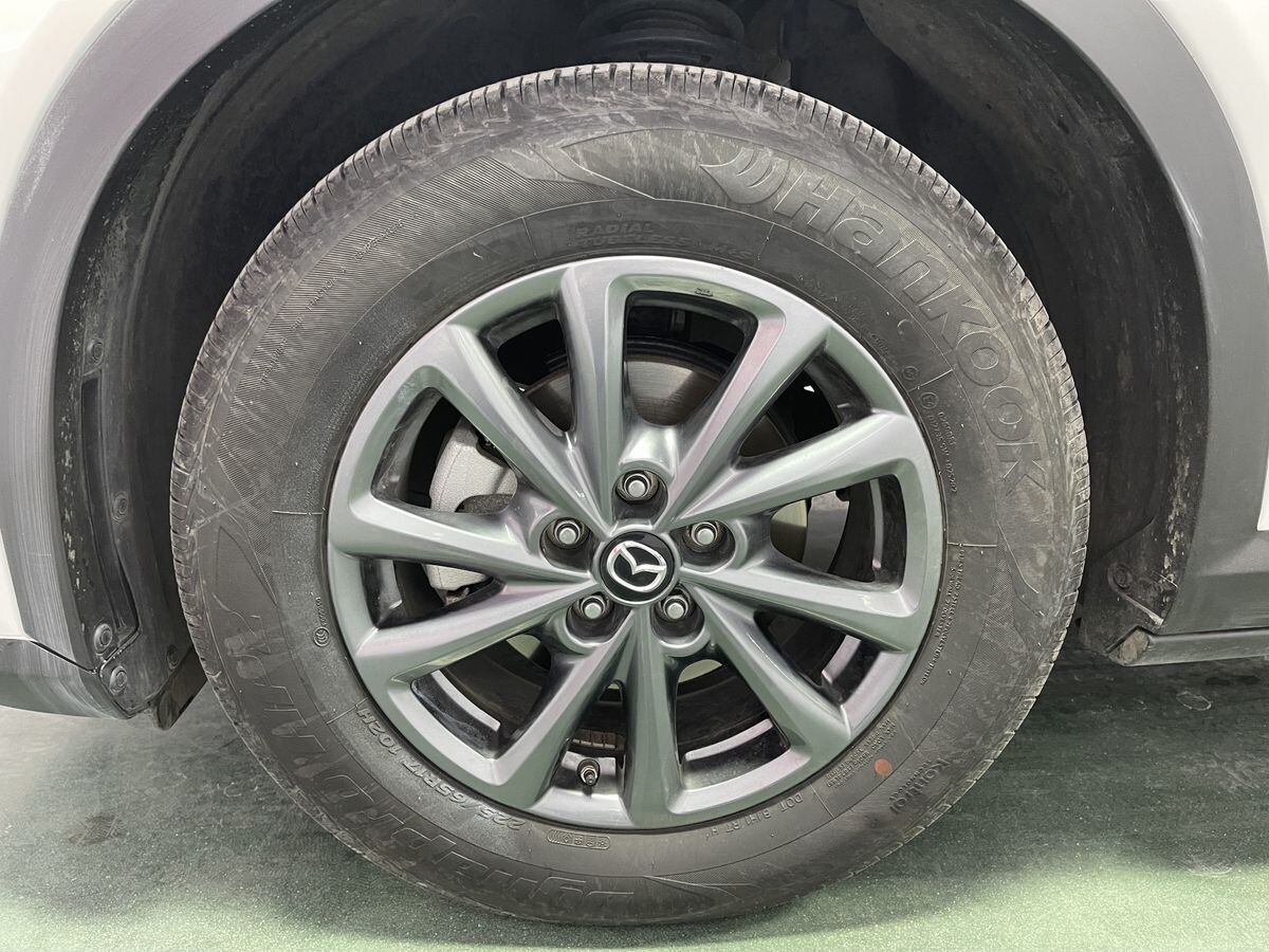 Mazda CX-4 2023 - фото автомобиля