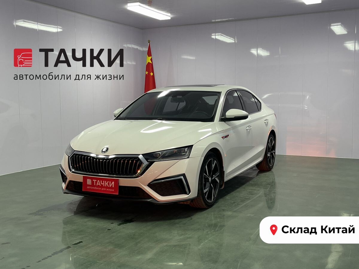 Skoda Octavia 2022 - фото автомобиля