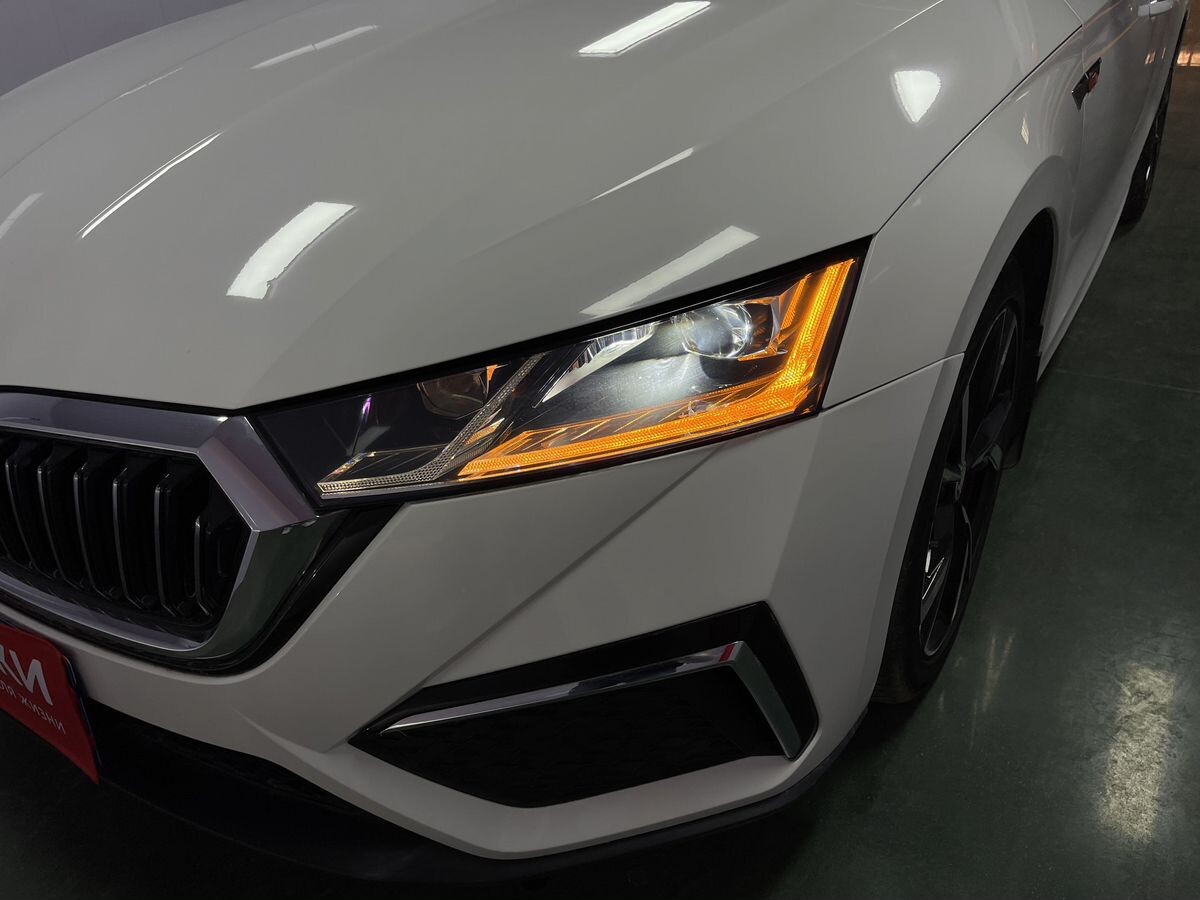 Skoda Octavia 2022 - фото автомобиля