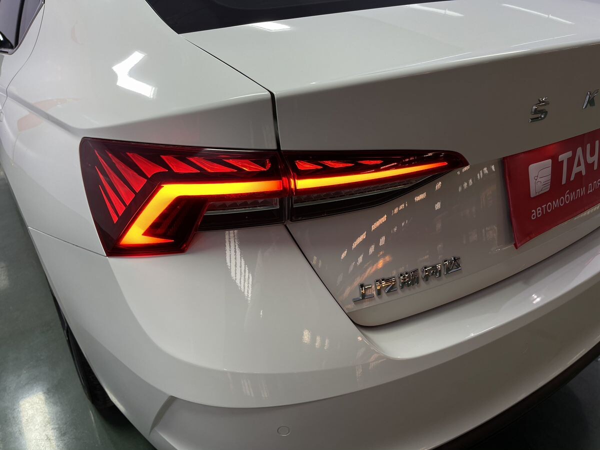 Skoda Octavia 2022 - фото автомобиля