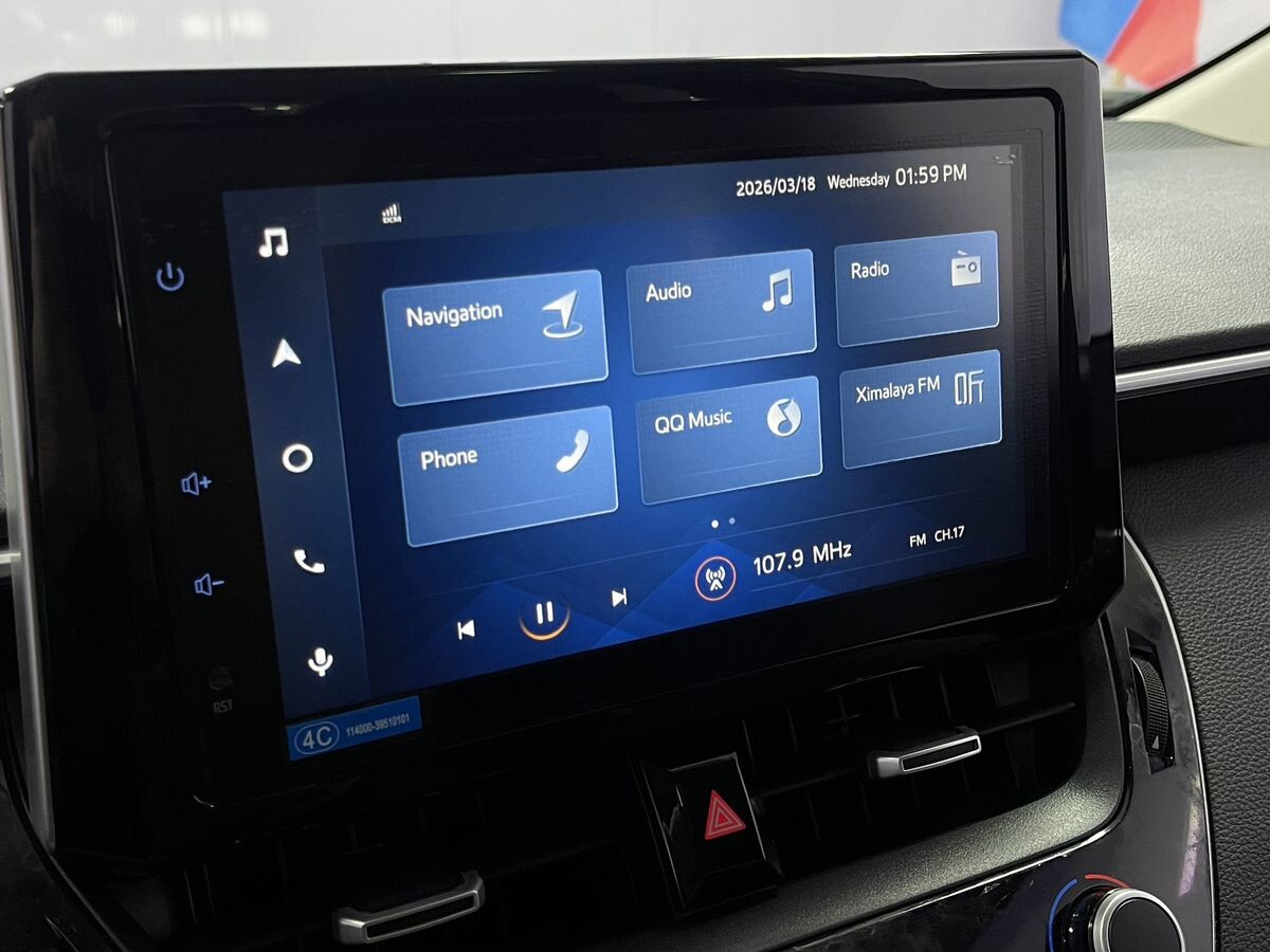 Toyota Corolla 2022 - фото автомобиля