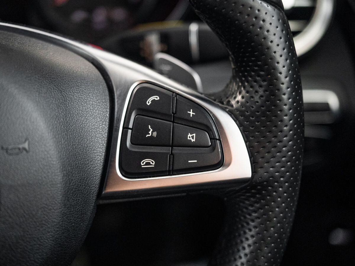 Mercedes-Benz C-Class 2017 - фото автомобиля