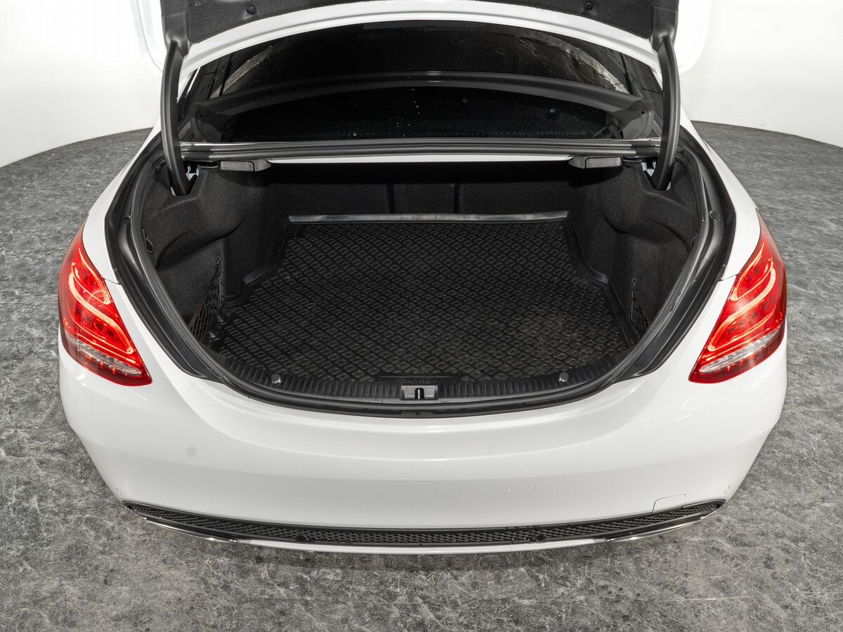 Mercedes-Benz C-Class 2017 - фото автомобиля