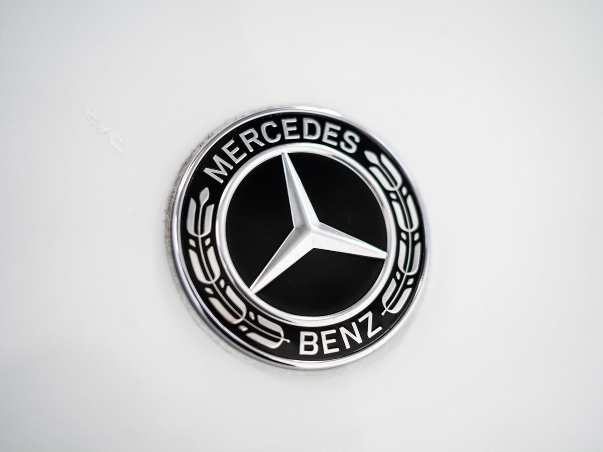 Mercedes-Benz C-Class 2017 - фото автомобиля