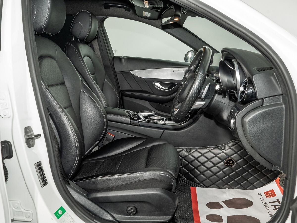 Mercedes-Benz C-Class 2017 - фото автомобиля