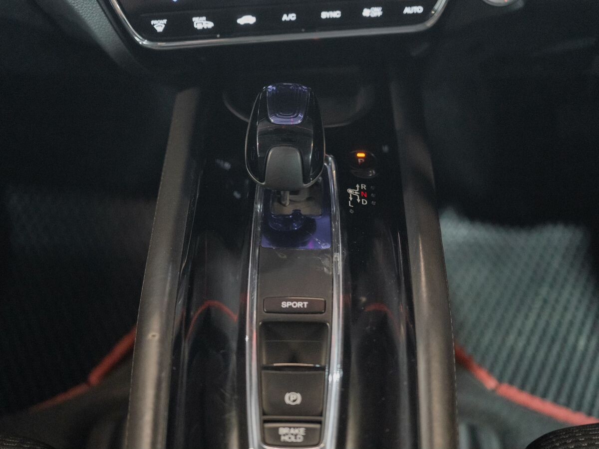 Honda Vezel 2014 - фото автомобиля