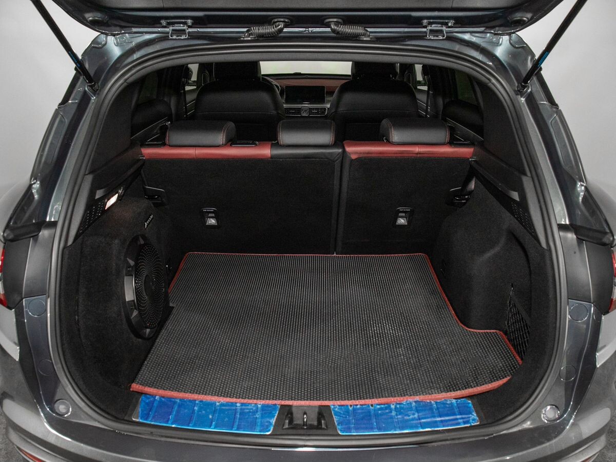 Geely Coolray 2021 - фото автомобиля