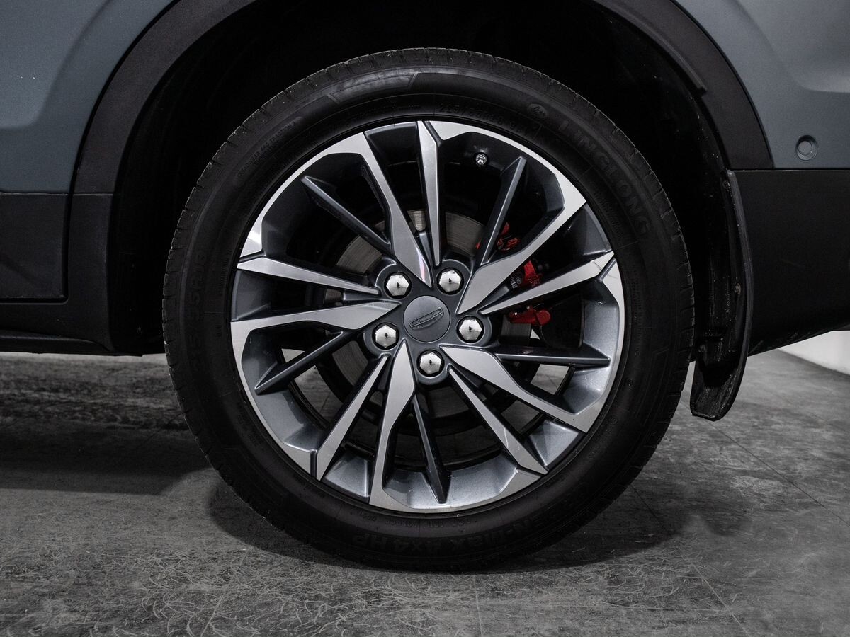 Geely Coolray 2021 - фото автомобиля