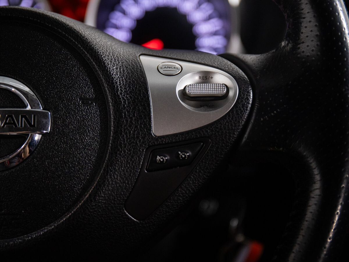 Nissan Juke 2011 - фото автомобиля