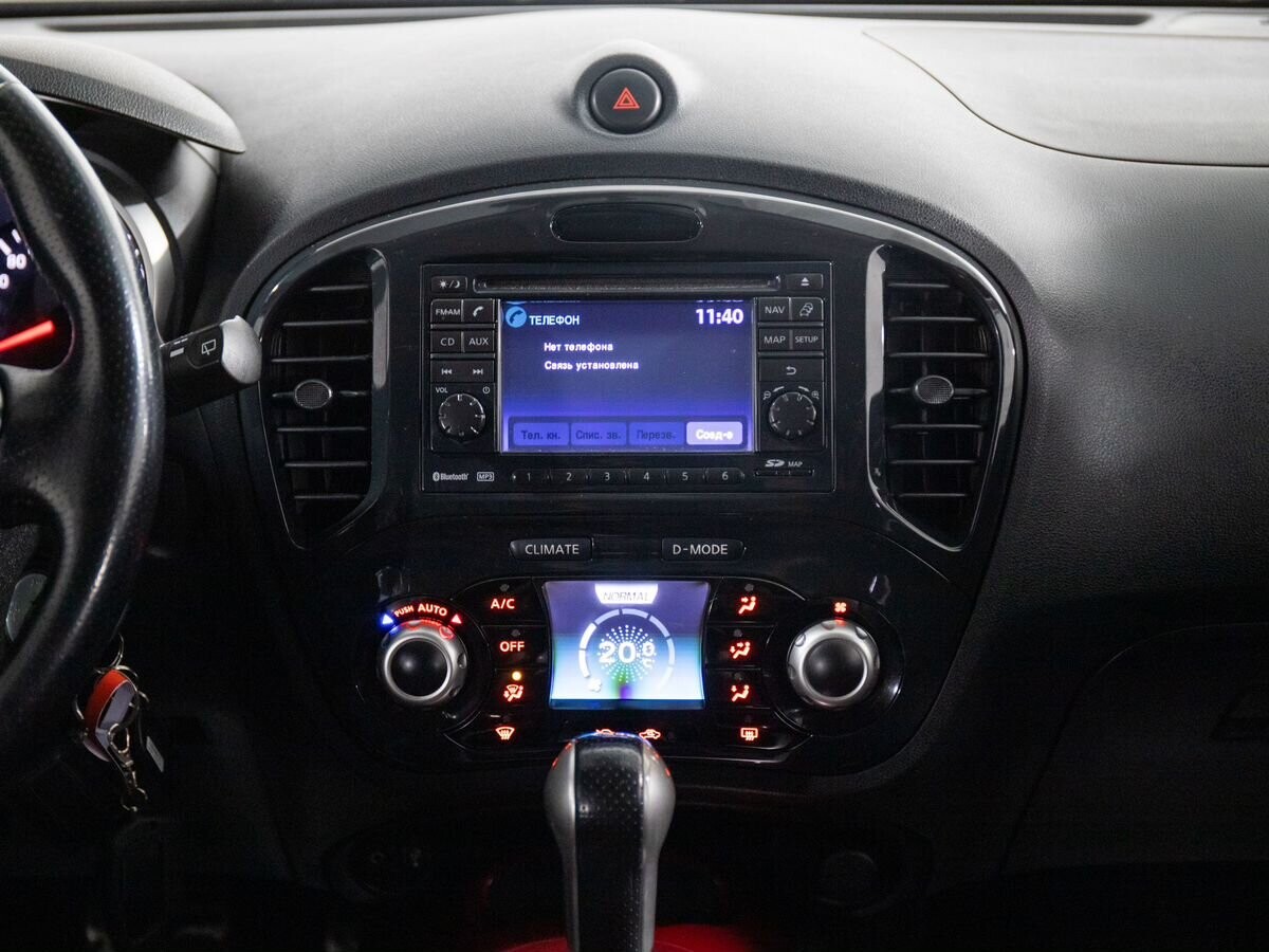 Nissan Juke 2011 - фото автомобиля