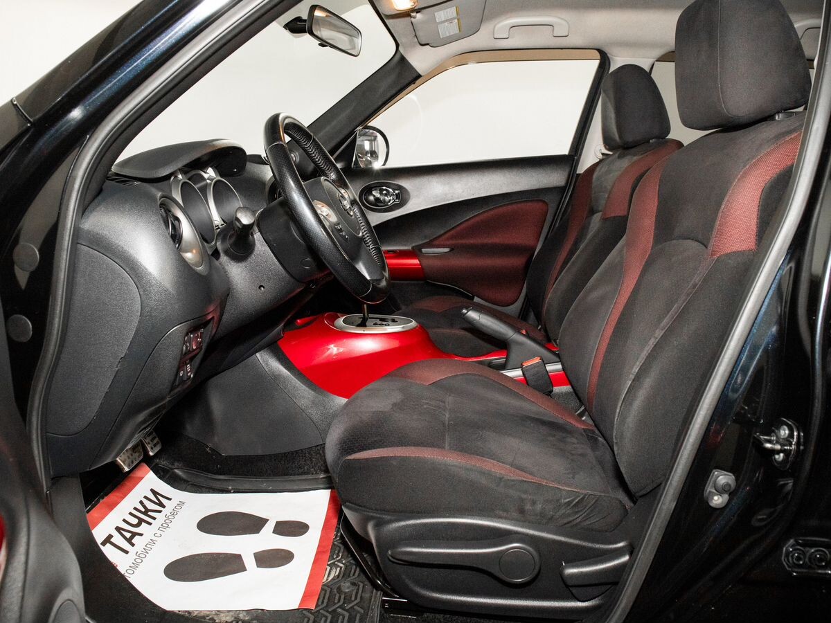 Nissan Juke 2011 - фото автомобиля