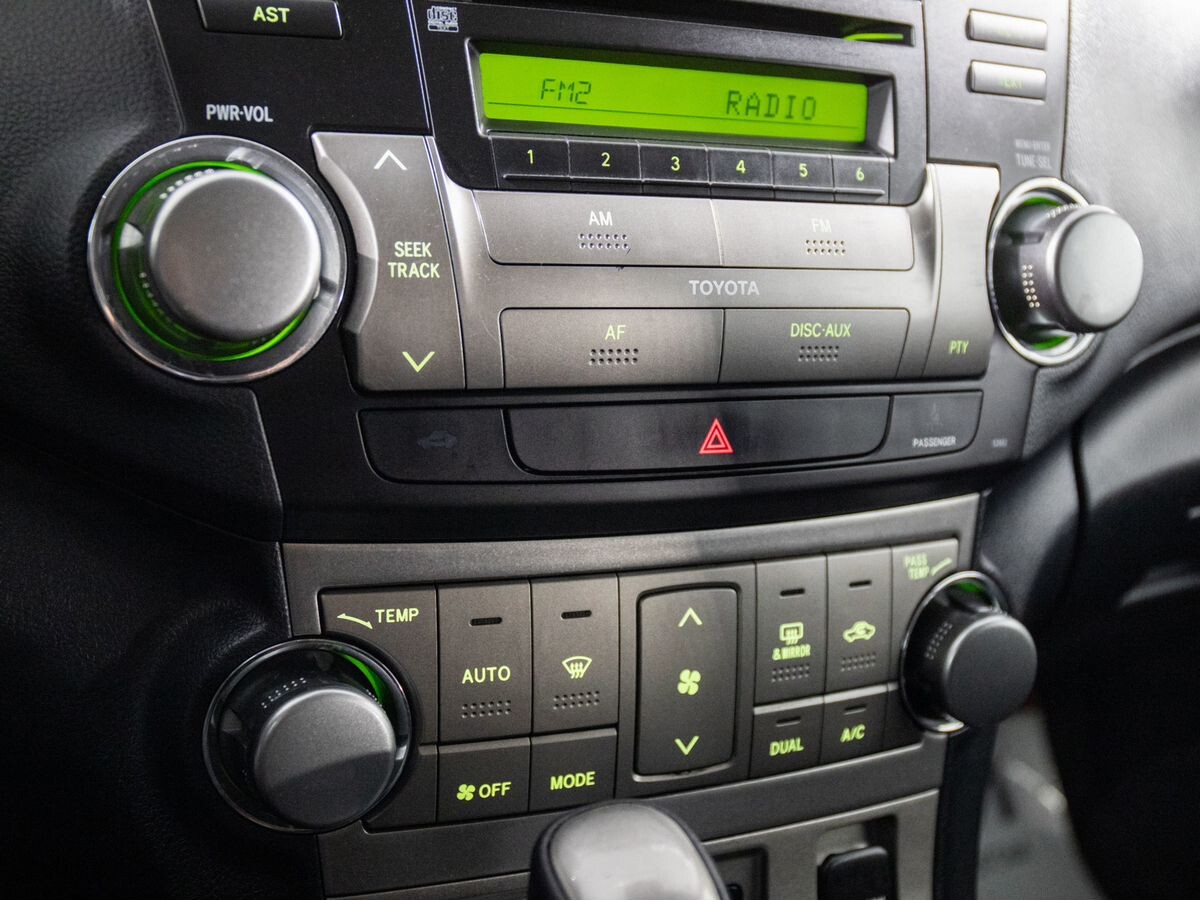 Toyota Highlander 2013 - фото автомобиля