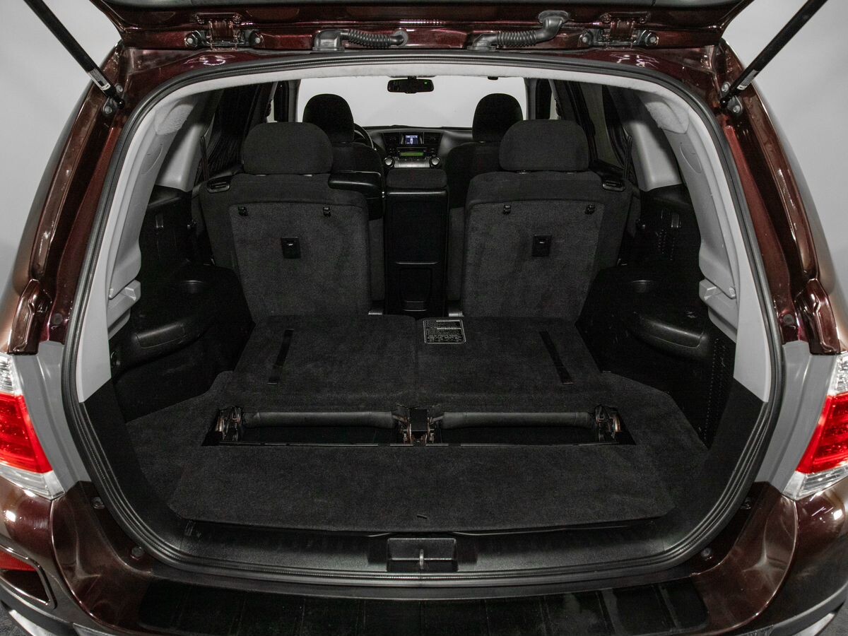 Toyota Highlander 2013 - фото автомобиля