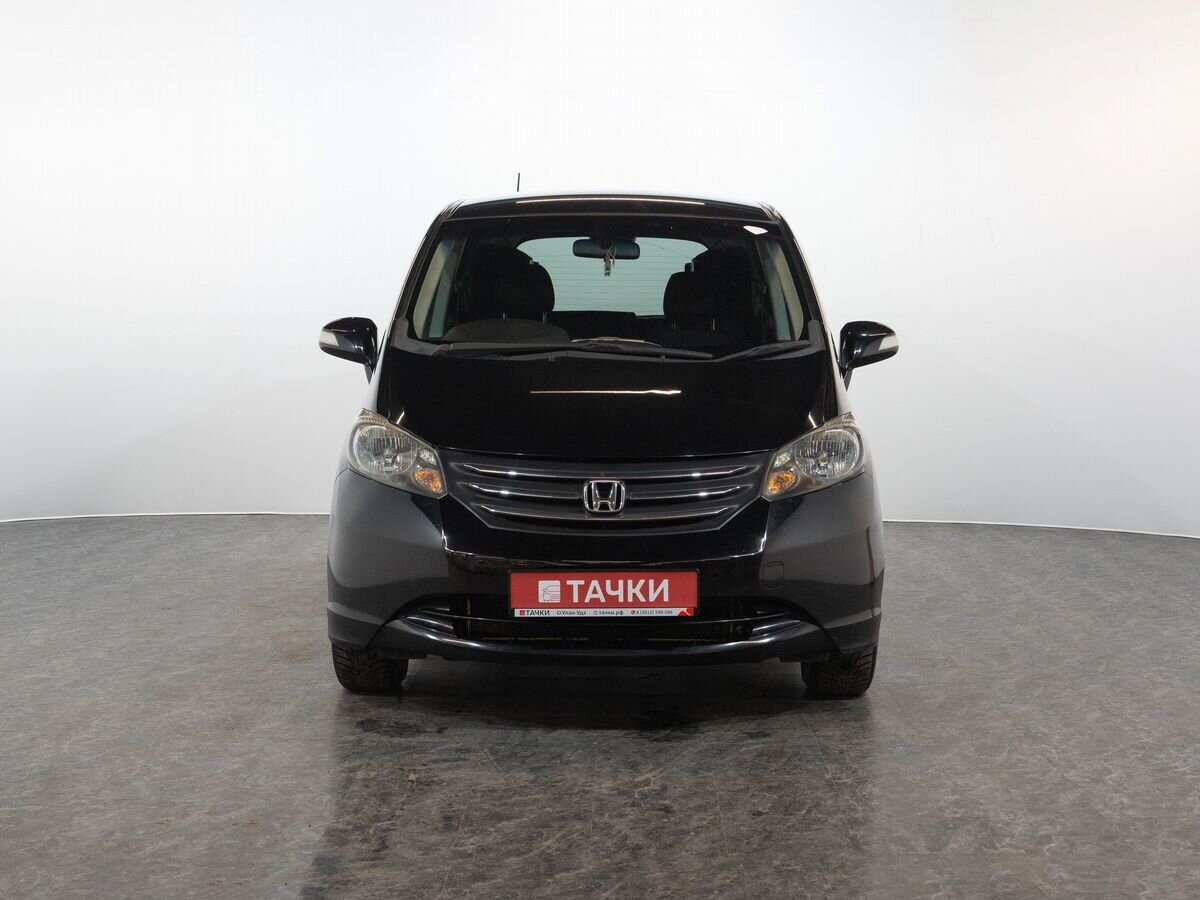 Honda Freed 2010 - фото автомобиля