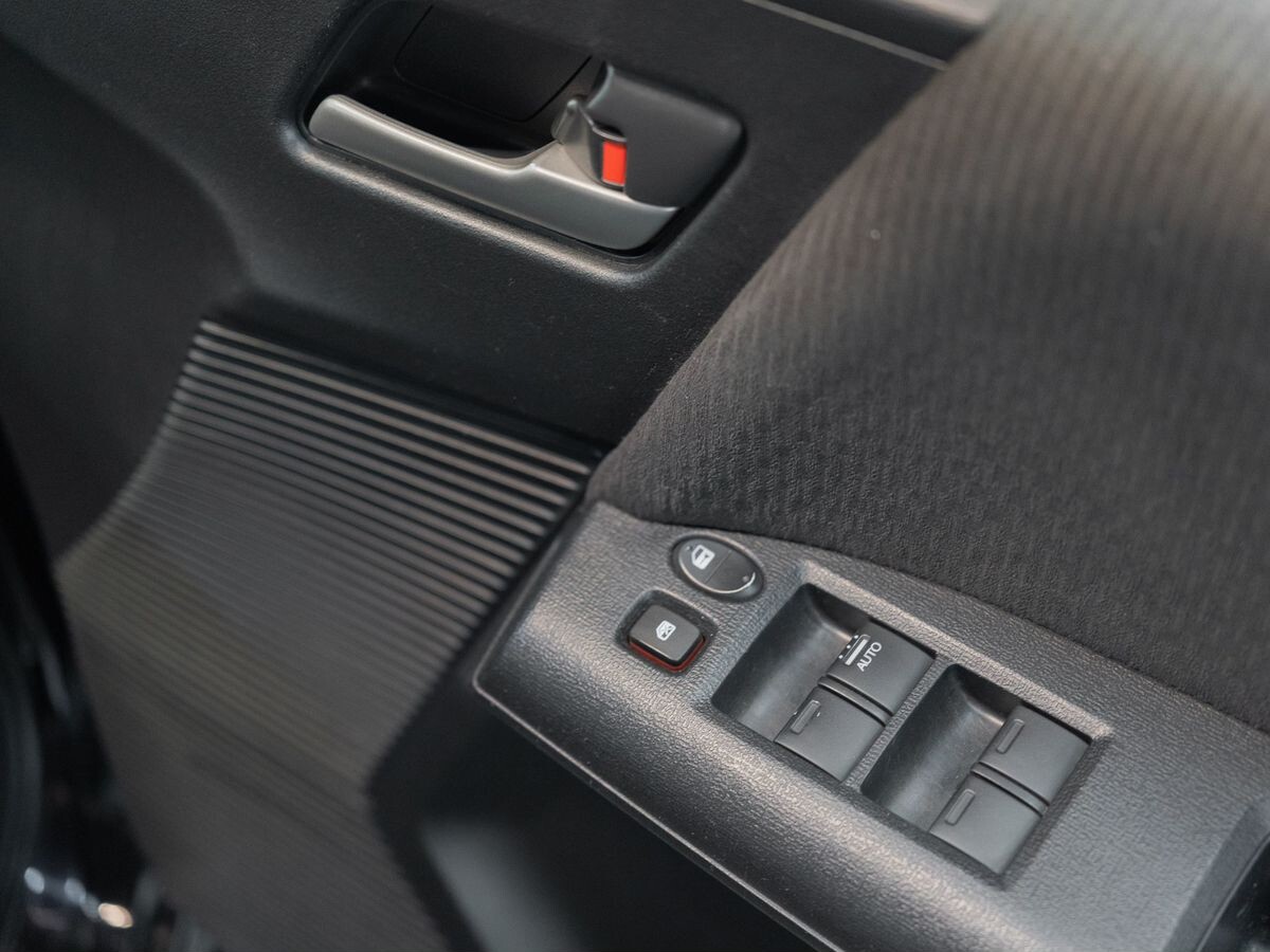 Honda Freed 2010 - фото автомобиля