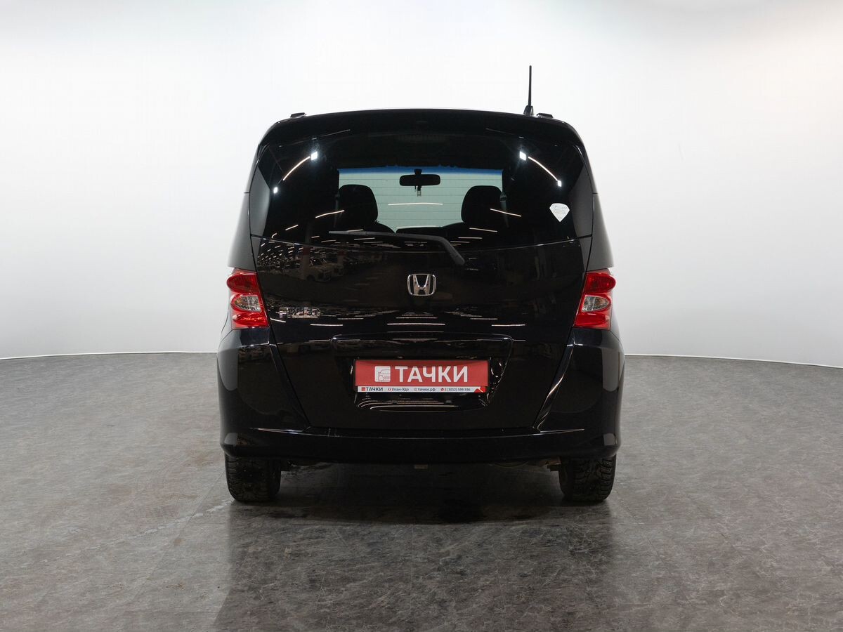 Honda Freed 2010 - фото автомобиля