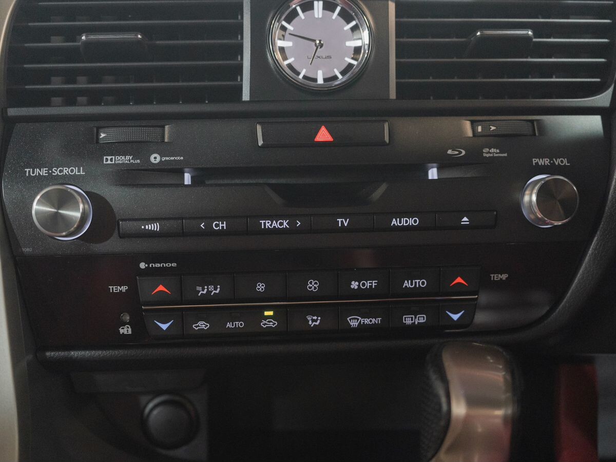 Lexus RX200t 2016 - фото автомобиля